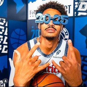 Meet your Posher, Ethan